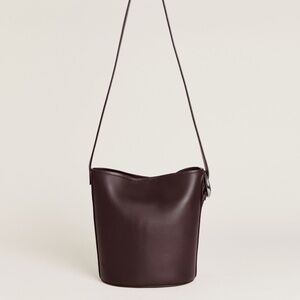 NWT Reformation Seleena Small Bucket Bag Burgundy Leather
